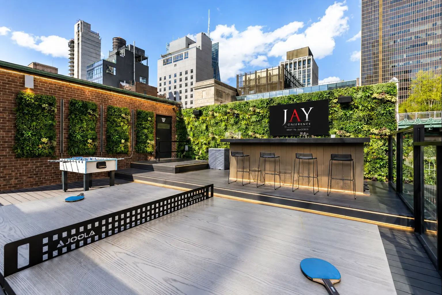 Empire Rooftop at Jay Suites Jay Conference Empire