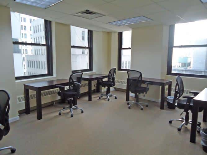 18 Single Person Office Space