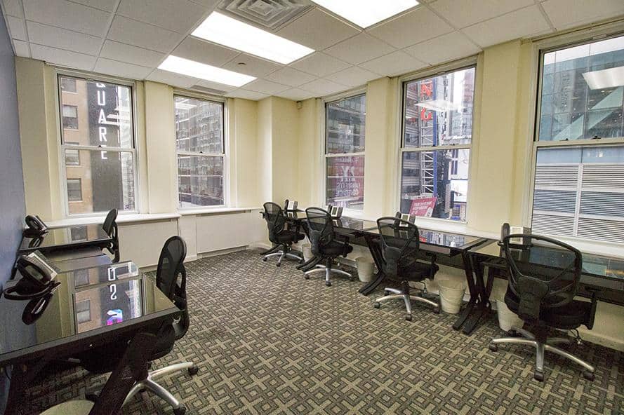 Corner Team Room